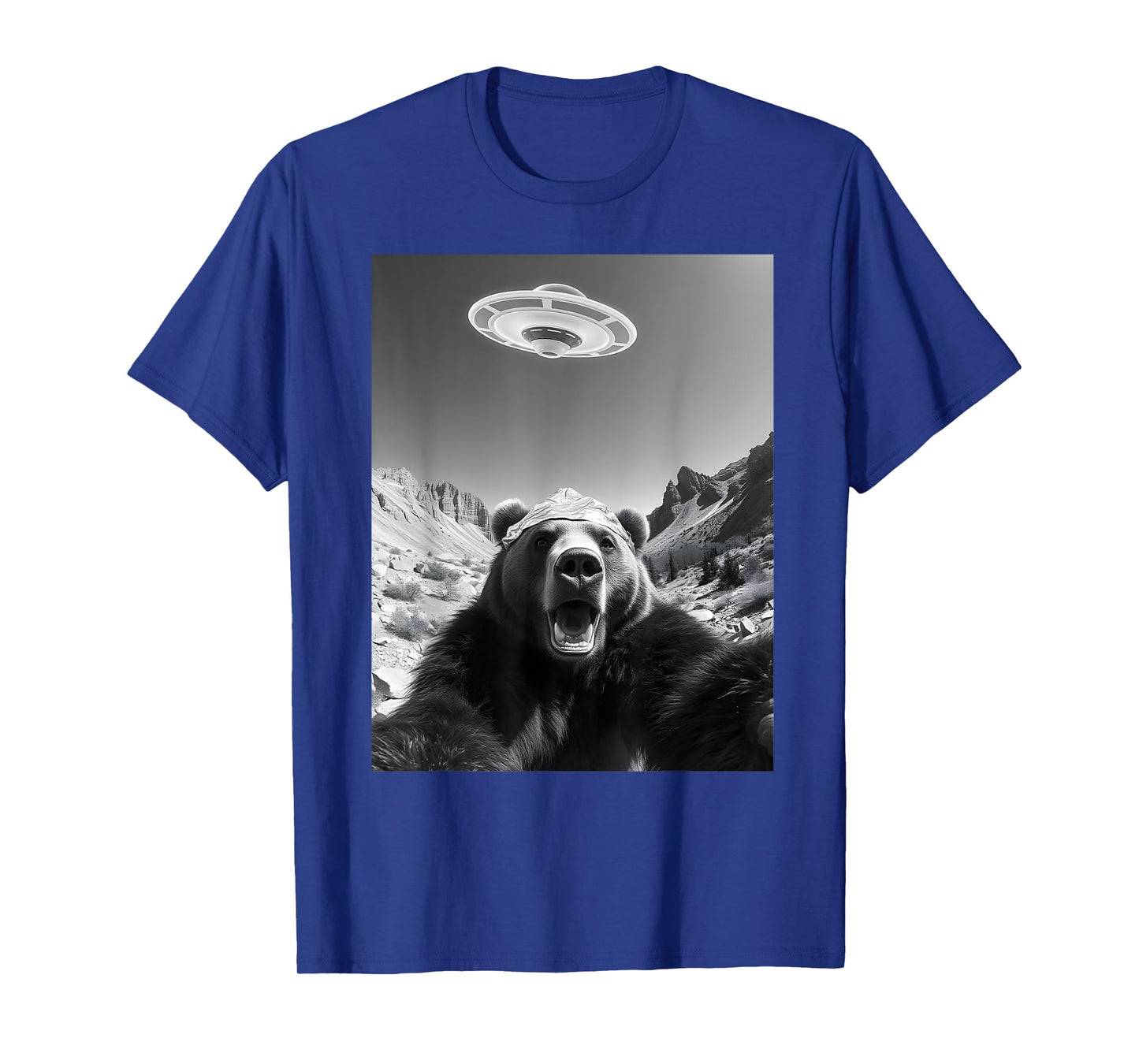 Bear Selfie With UFO Hilarious Alien Encounter Meme T-Shirt