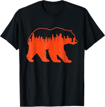 Vintage Downtown Chicago City Skyline Walking-Bear Novelty T-Shirt