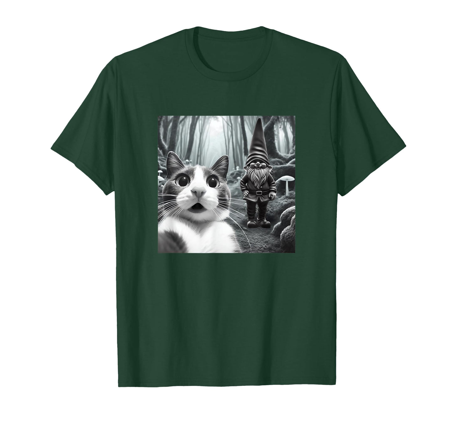 Funny Cat Selfie with Gnome Halloween Fall Christmas Women T-Shirt