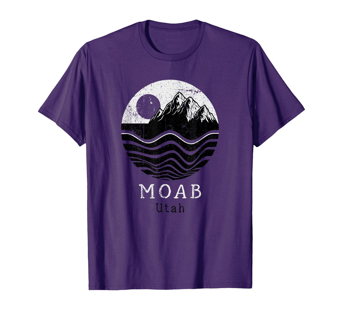 Moab Vintage Mountains Hiking Camping Utah Retro T-Shirt
