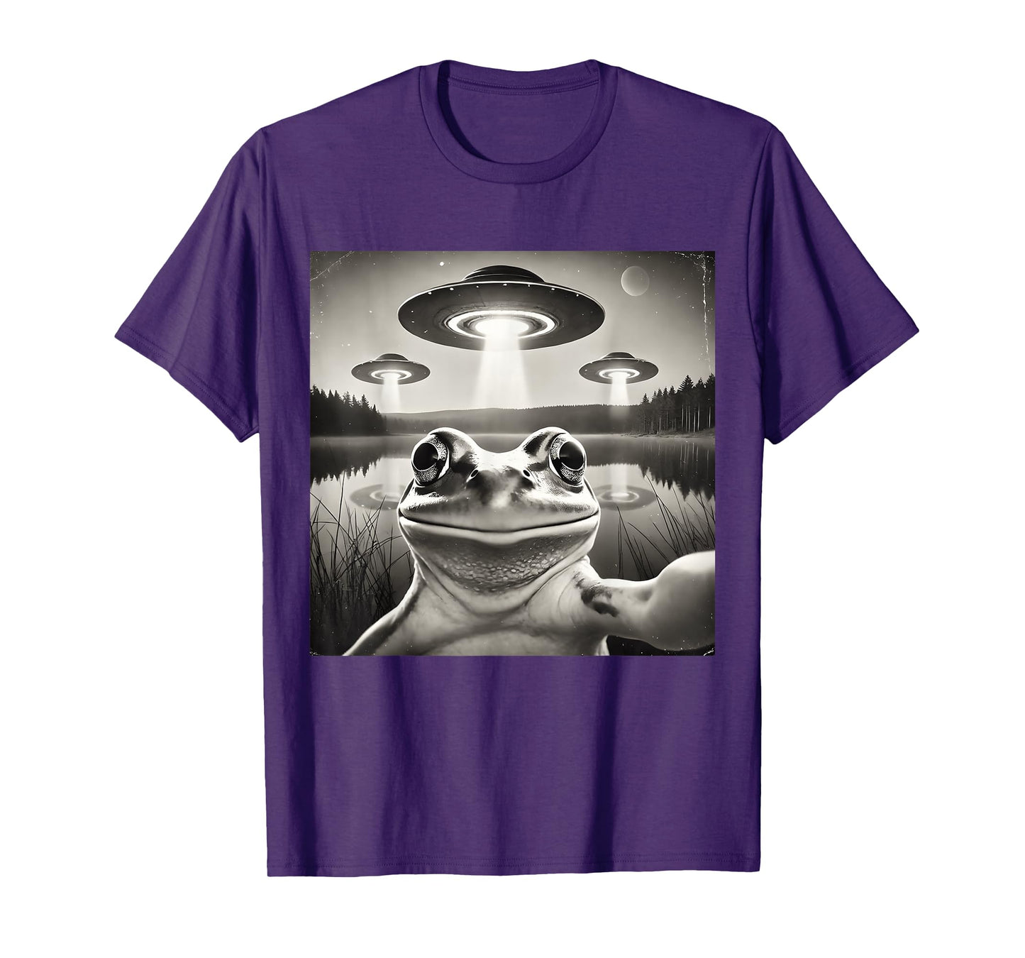 frgloverCo. Funny Frog Selfie UFOs Unisex T-Shirt - Black, Small, Short Sleeve, Cotton 100%