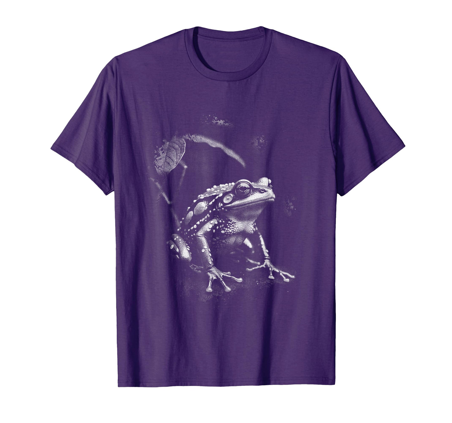 Realistic Frog Toad in Nature Animal Graphic T-Shirt