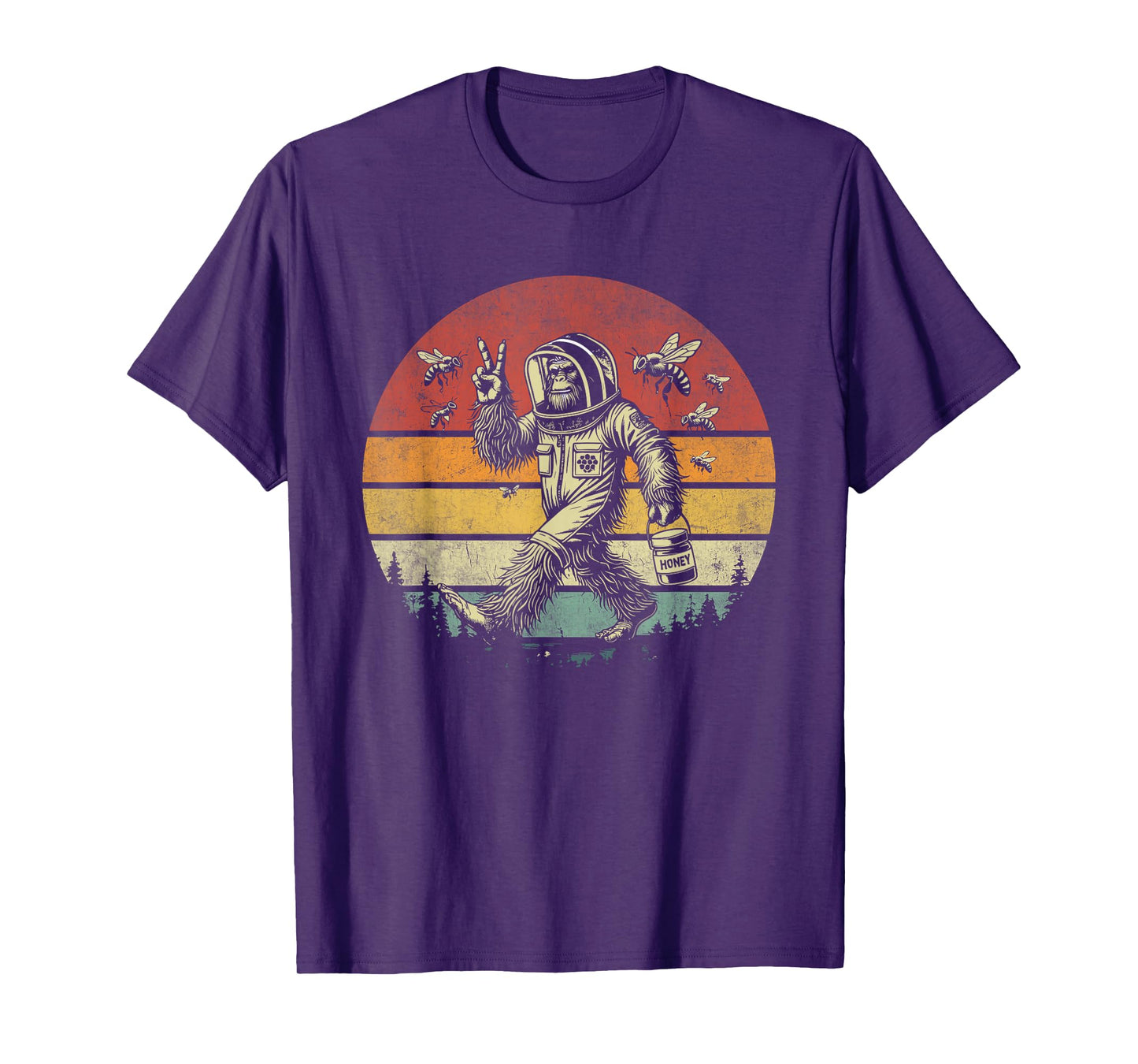 Bigfoot Beekeeper Funny Retro Honey Sasquatch Beekeeping T-Shirt