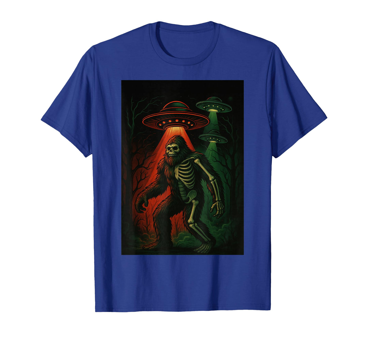 Funny Halloween Bigfoot Sasquatch Skeleton Alien UFO Selfie T-Shirt