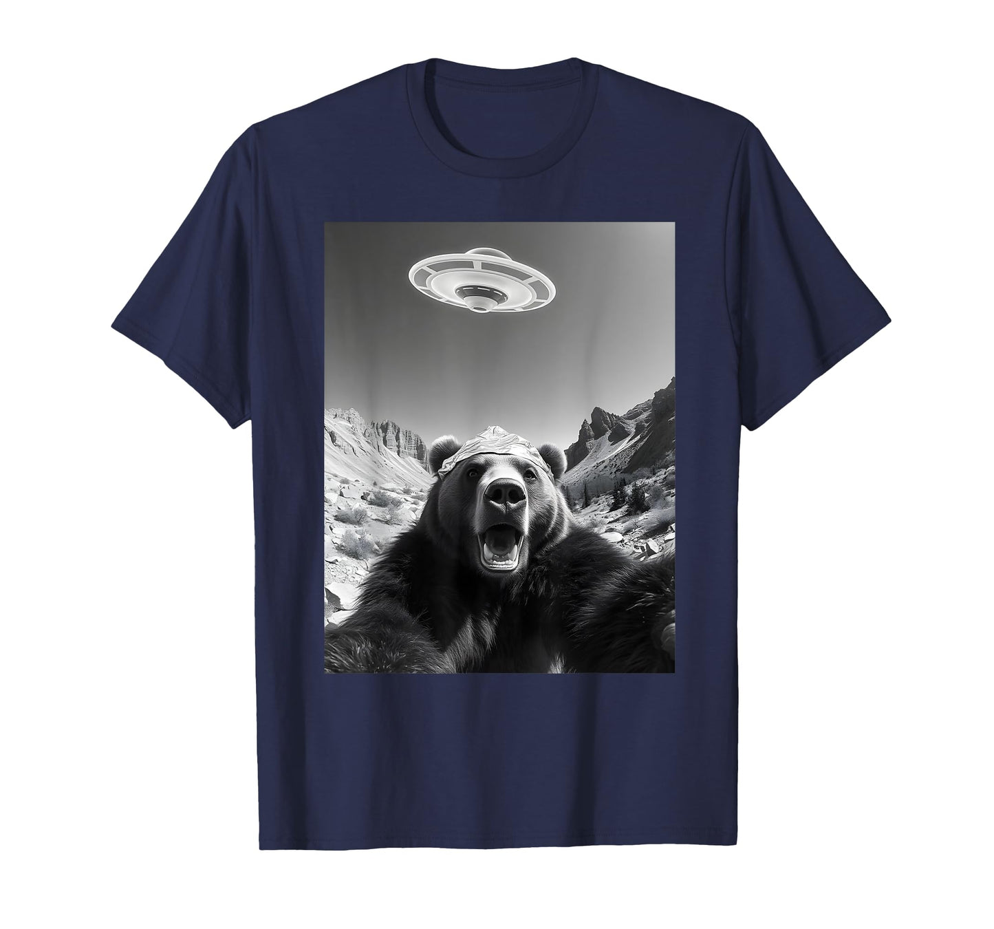 Bear Selfie With UFO Hilarious Alien Encounter Meme T-Shirt