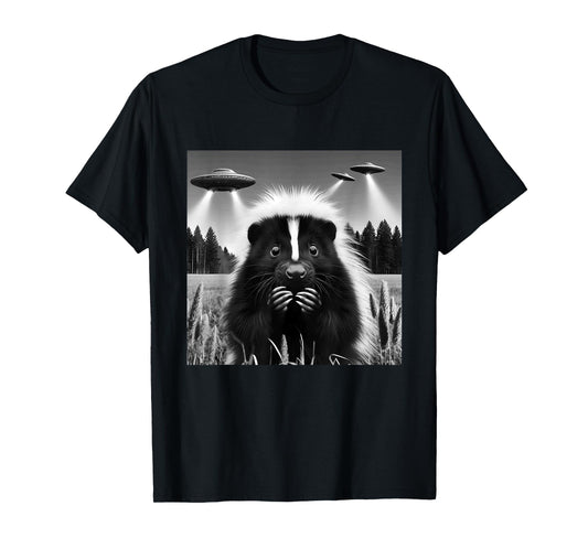 Skunk Funny Graphic Selfie with UFOs Weird Aliens T-Shirt