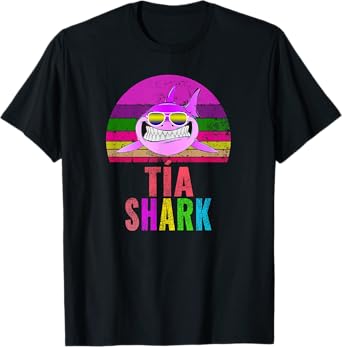 Tia Shark Funny Spanish Aunt Vintage T-Shirt