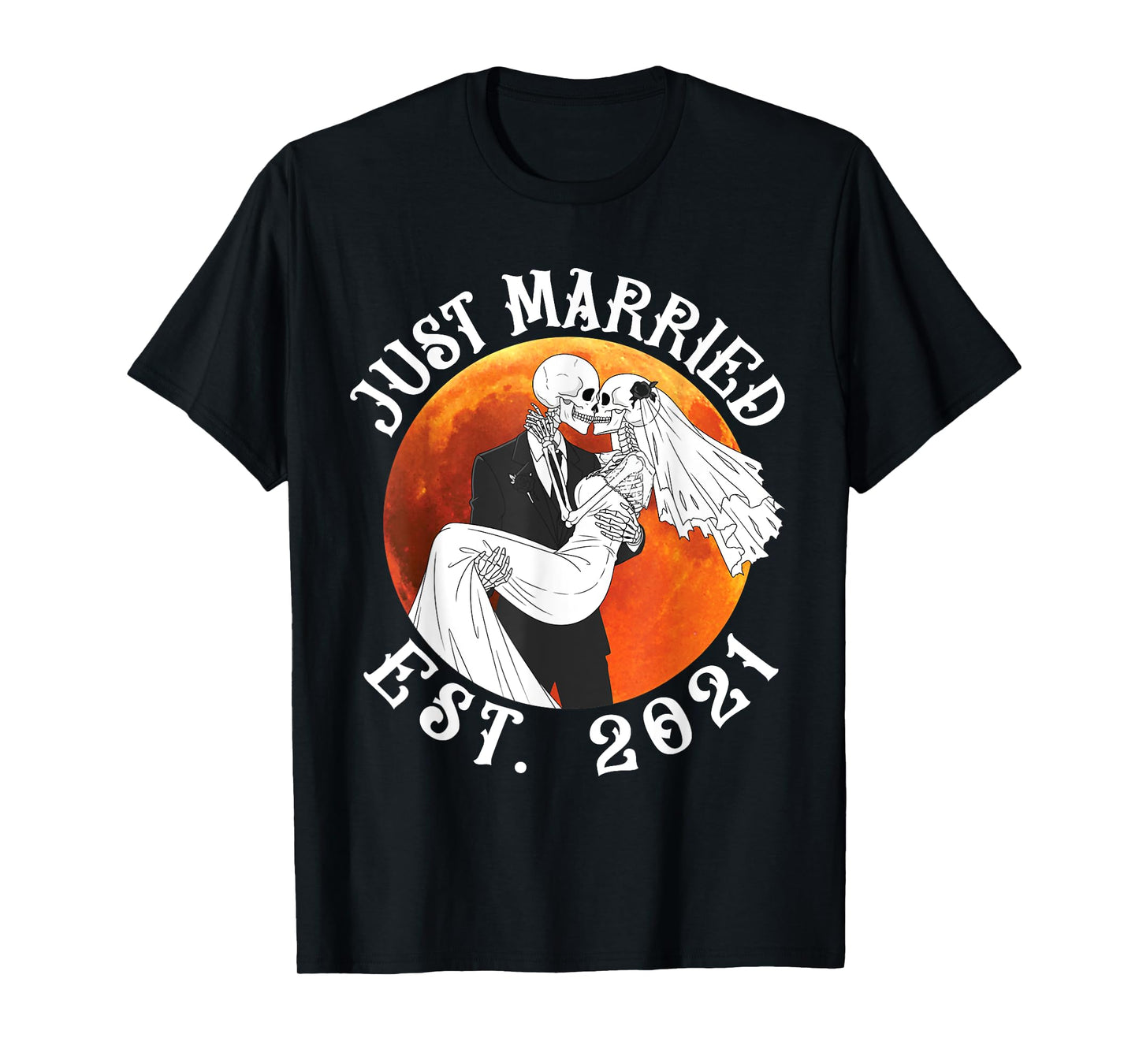 Just Married Skeleton Couple Est 2021 Halloween Husband Wife T-Shirt