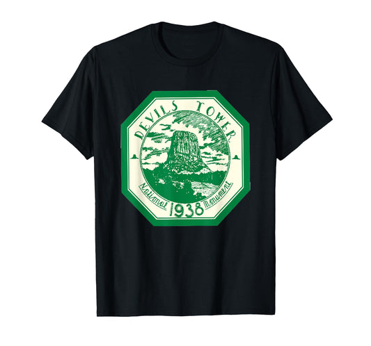 DEVILS TOWER National Park T Shirt Hiking Tee Wanderlust T-Shirt